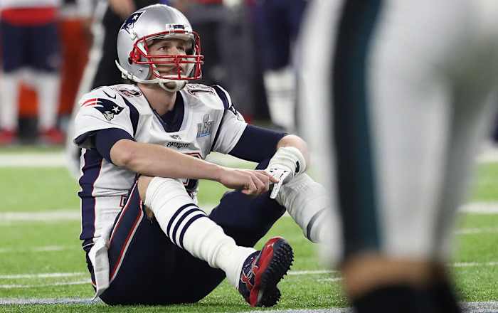 super-bowl-52-tom-brady-loser-3.jpg